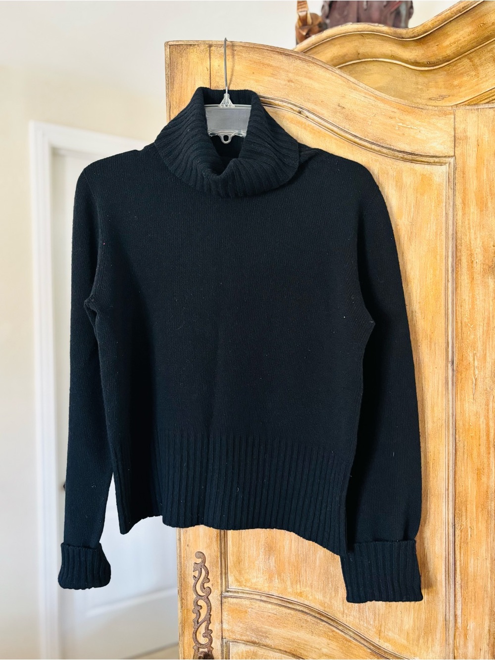 Classic MaxMara Black Turtleneck pSweater - Women's Cozy Knit
